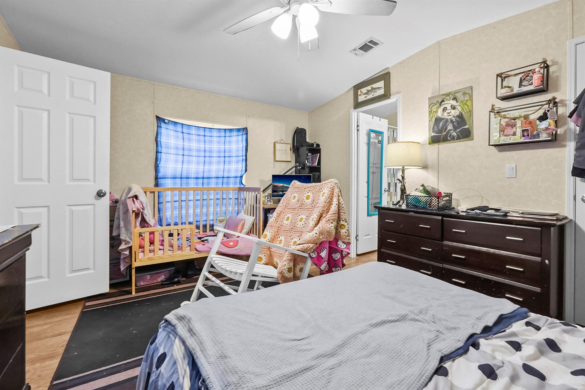 RIDGEWAY MOBILE HOME - Residential