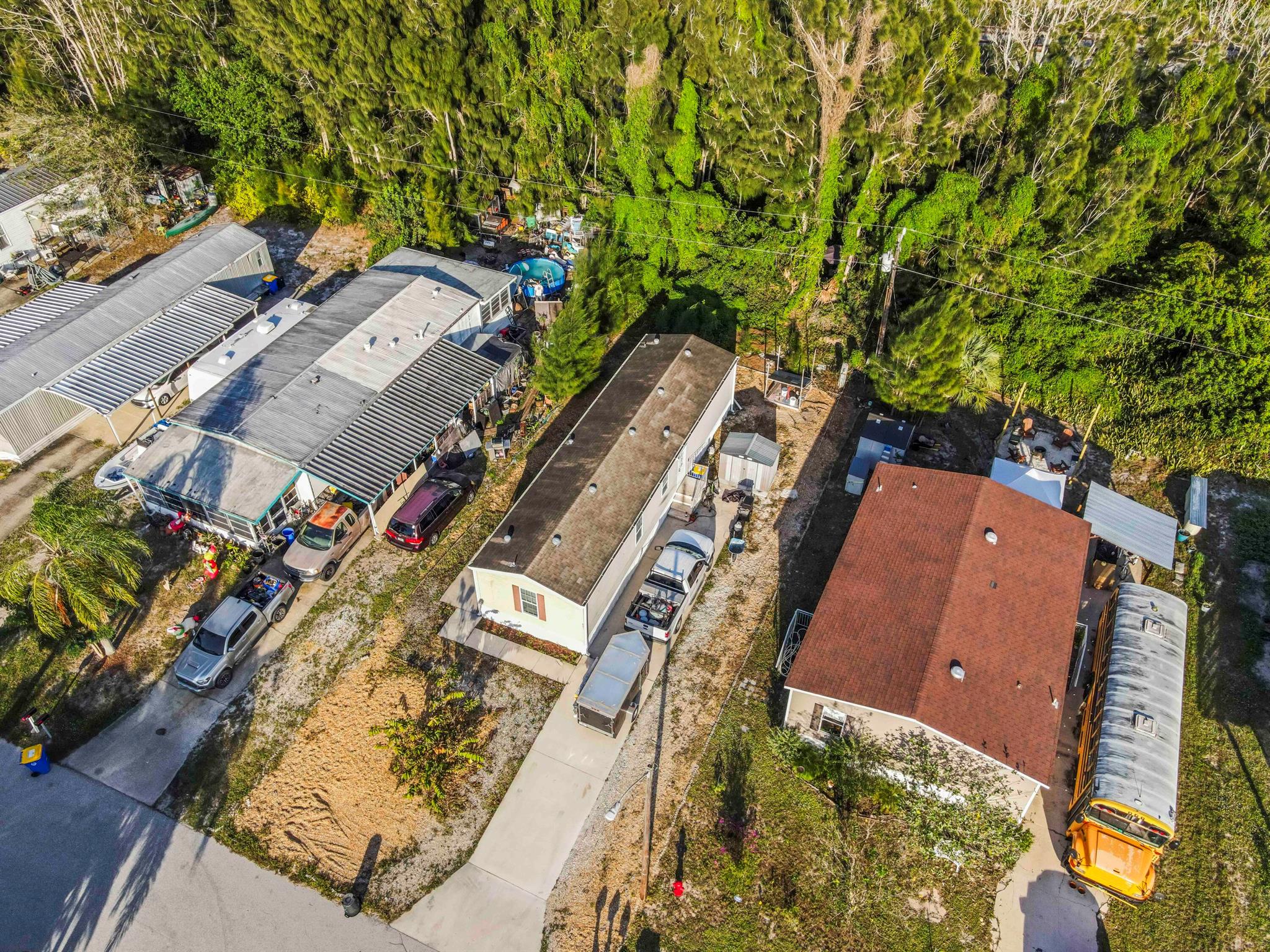 RIDGEWAY MOBILE HOME - Residential