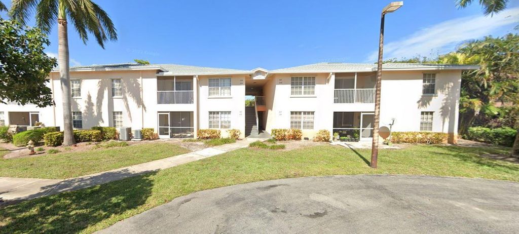 Photo of 240 SE 10th Street #C106, Delray Beach, FL 33483 (MLS # R10940615)