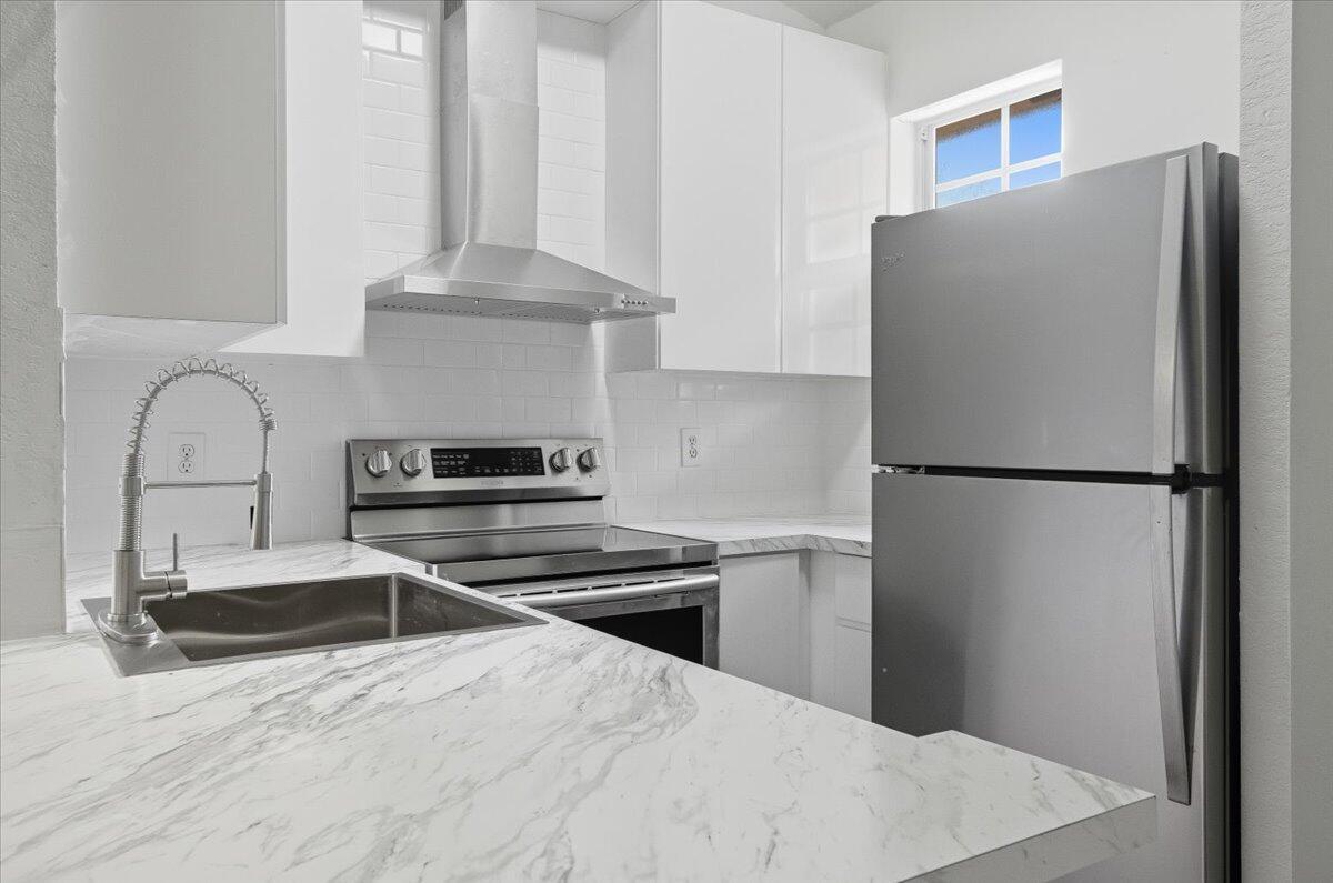 n/a - Residential Lease