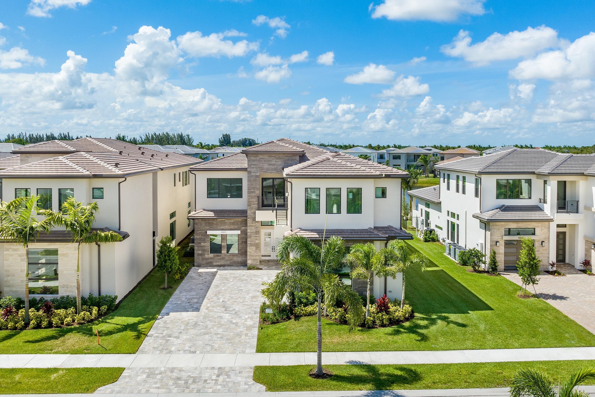 BOCA BRIDGES - Residential