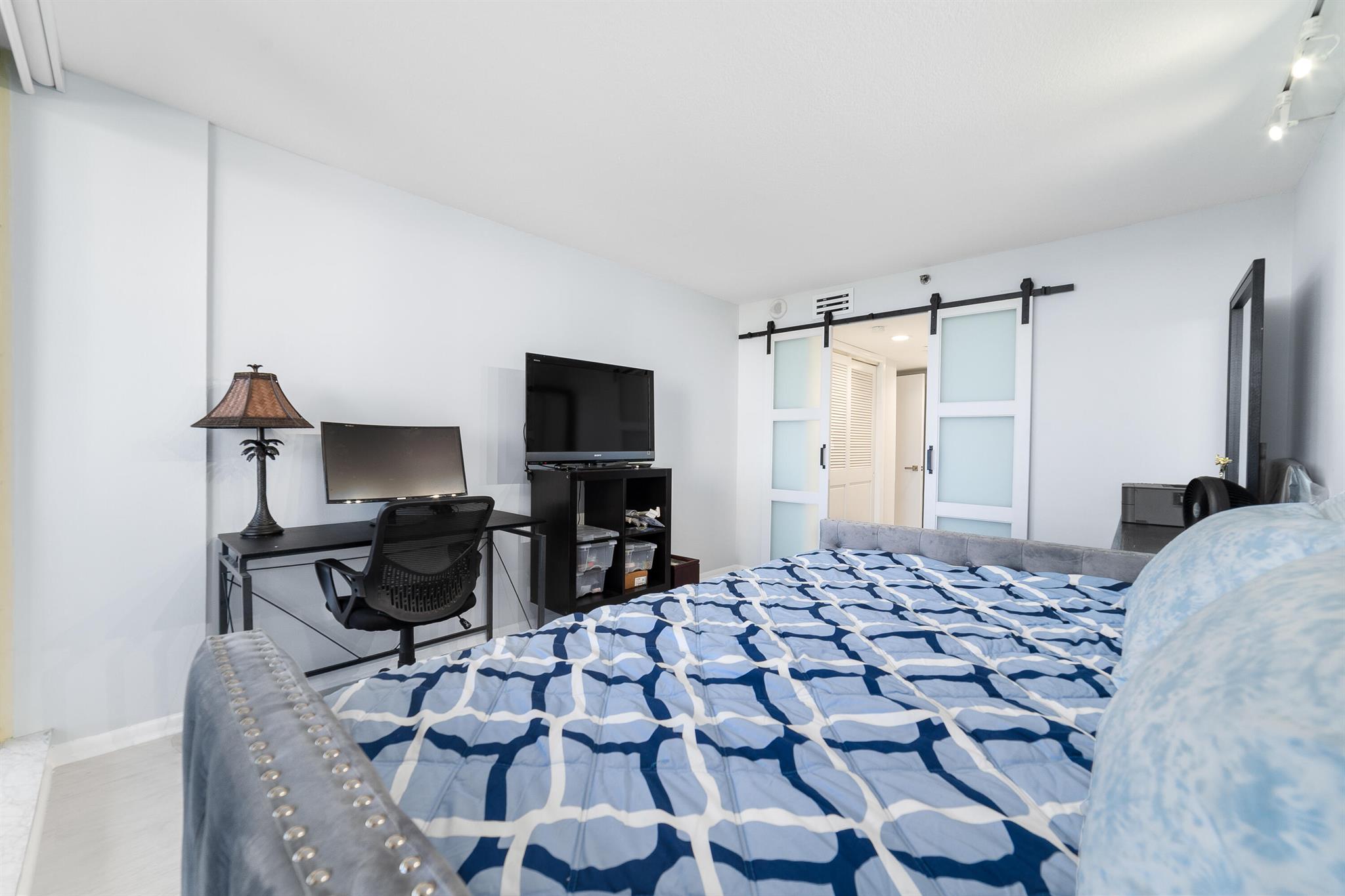 SEA RANCH CLUB OF BOCA - Residential Lease