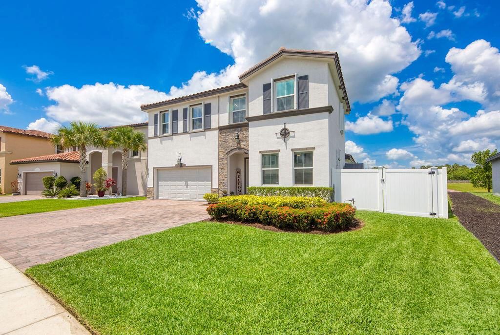 Photo of 8183 NW Greenbank Circle, Port Saint Lucie, FL 34987 (MLS # R11094895)
