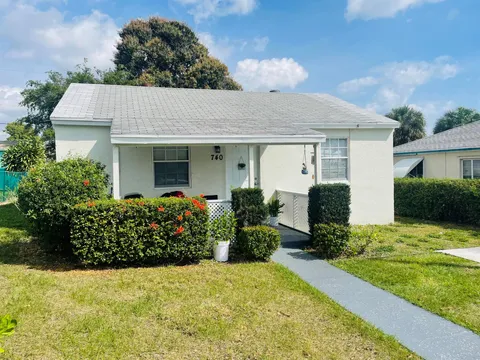 740 W 4th Street, Riviera Beach, FL 33404 - MLS#: R11022162