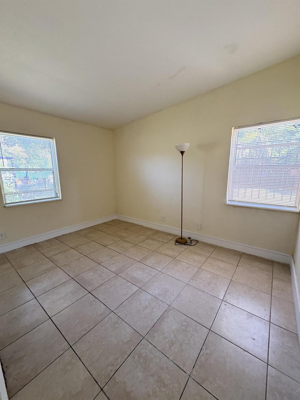 Photo of 1608 NW 11 Street, Fort Lauderdale, FL 33311 (MLS # R11098085)