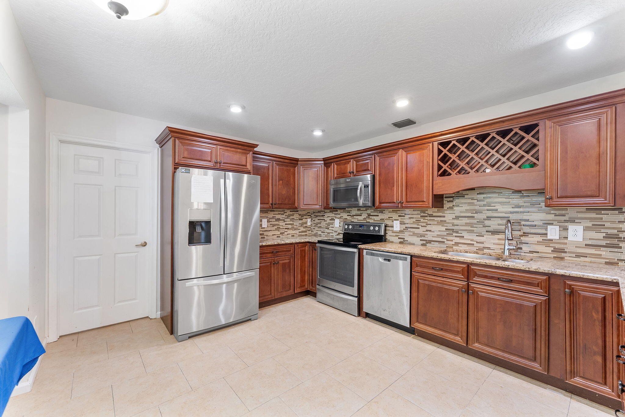 SARATOGA AT ROYAL PALM 1 - Residential