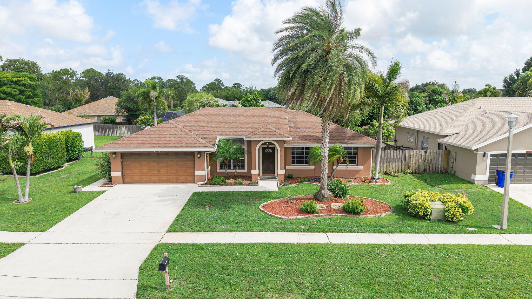 SARATOGA AT ROYAL PALM 1 - Residential