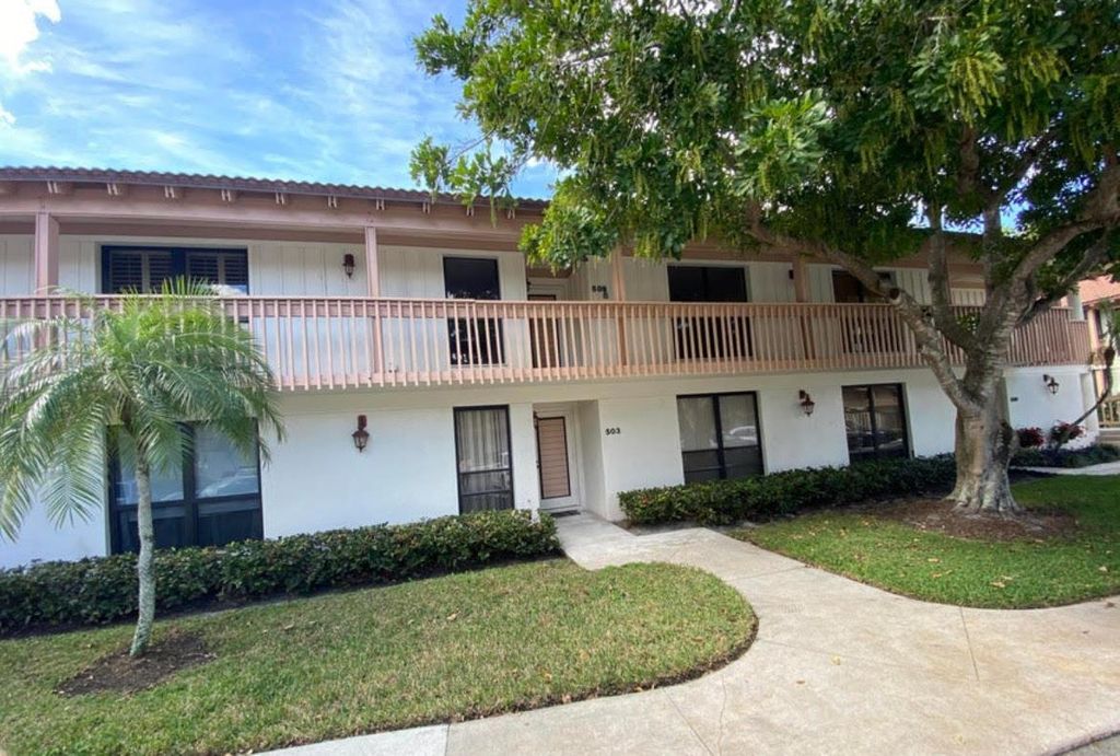 Photo of 509 Brackenwood Place #509, Palm Beach Gardens, FL 33418 (MLS # R10964605)