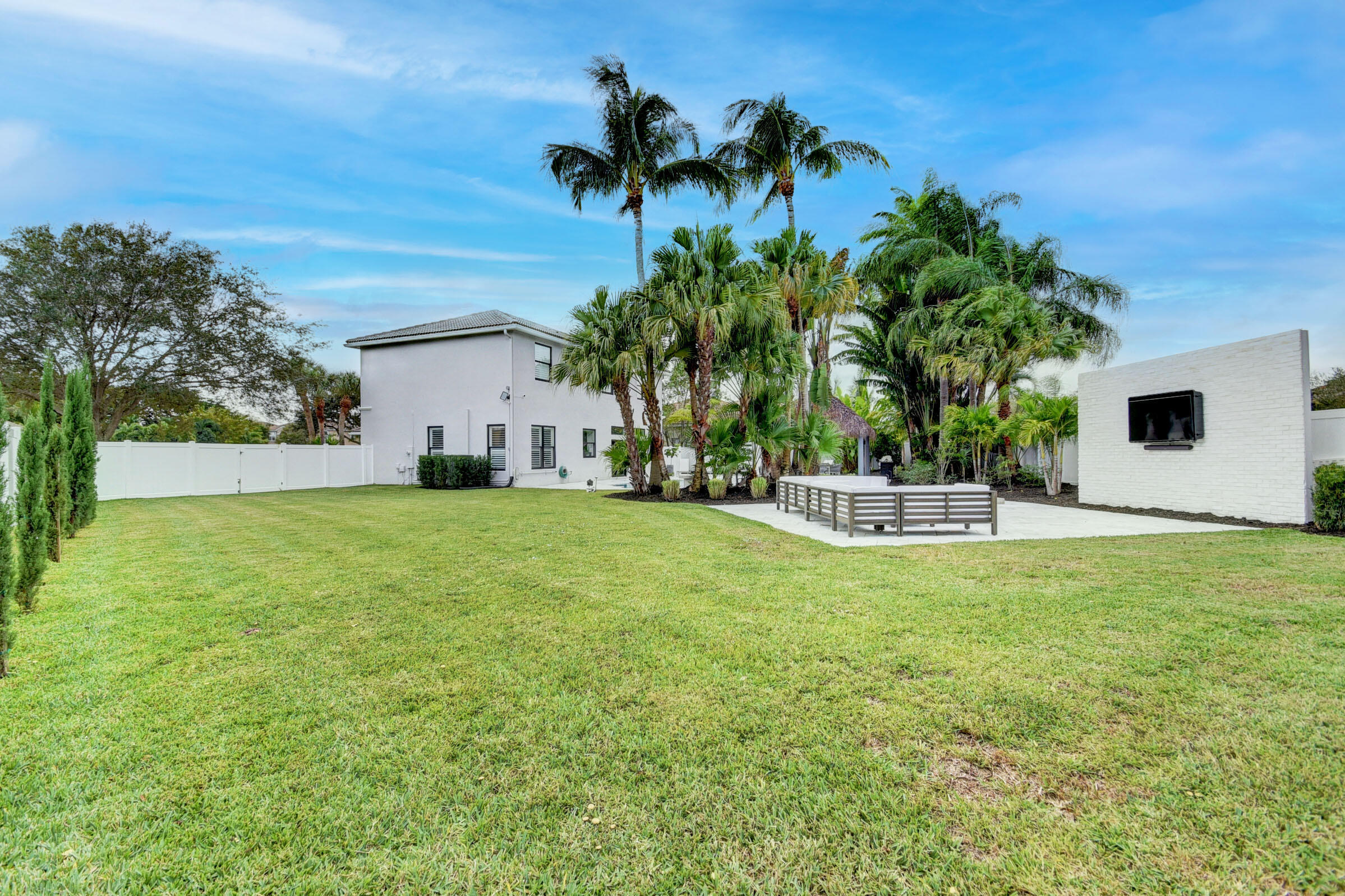 WINSTON TRAILS - Residential Lease