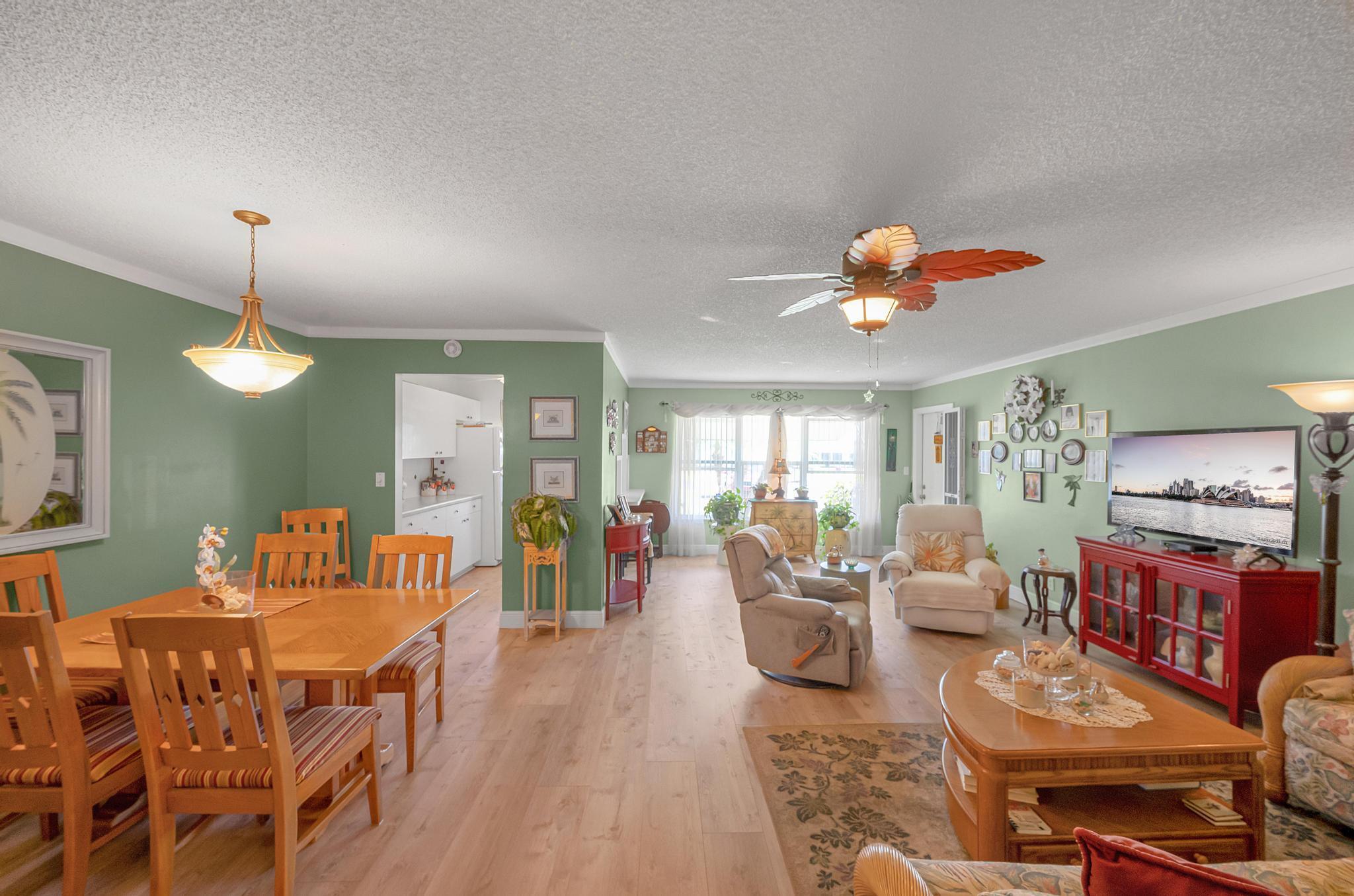 HIGH POINT OF FORT PIERCE CONDOMINIUM SECTION 1 - Residential