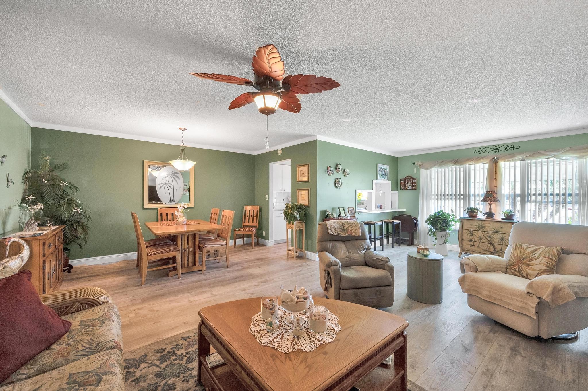 HIGH POINT OF FORT PIERCE CONDOMINIUM SECTION 1 - Residential