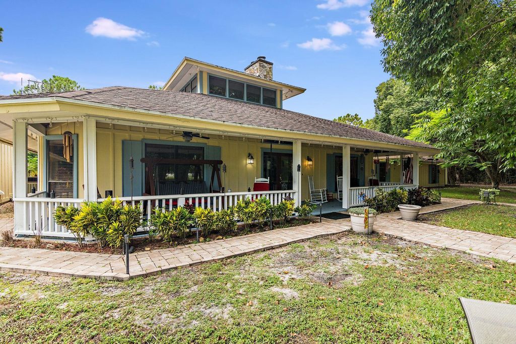 Photo of 14640 Crazy Horse Lane, Palm Beach Gardens, FL 33418 (MLS # R10968086)