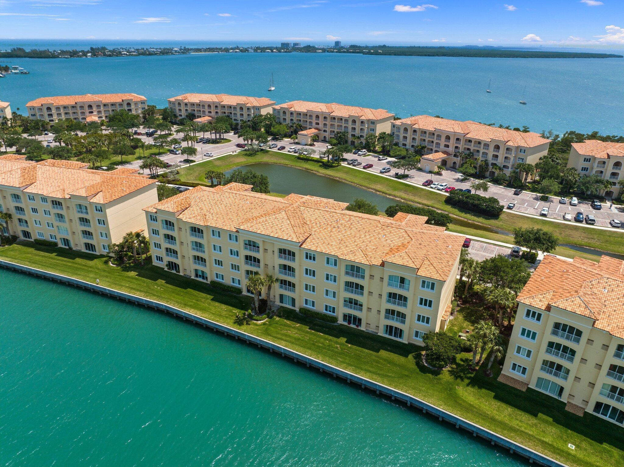 HARBOUR ISLE AT HUTCHINSO - Residential
