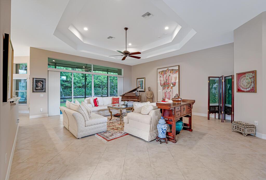 10606 Whitewind Circle