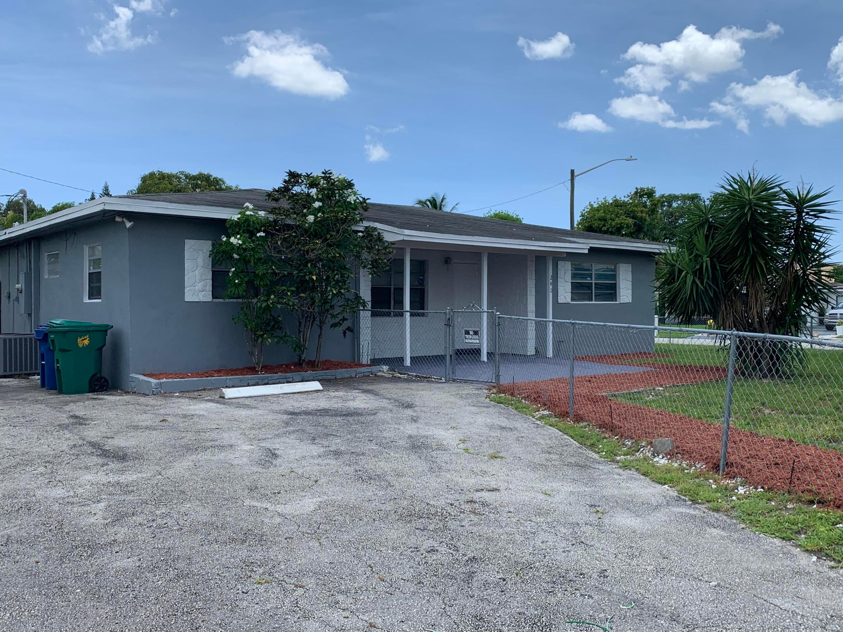 240 NW 38th Avenue, Lauderhill FL 33311
