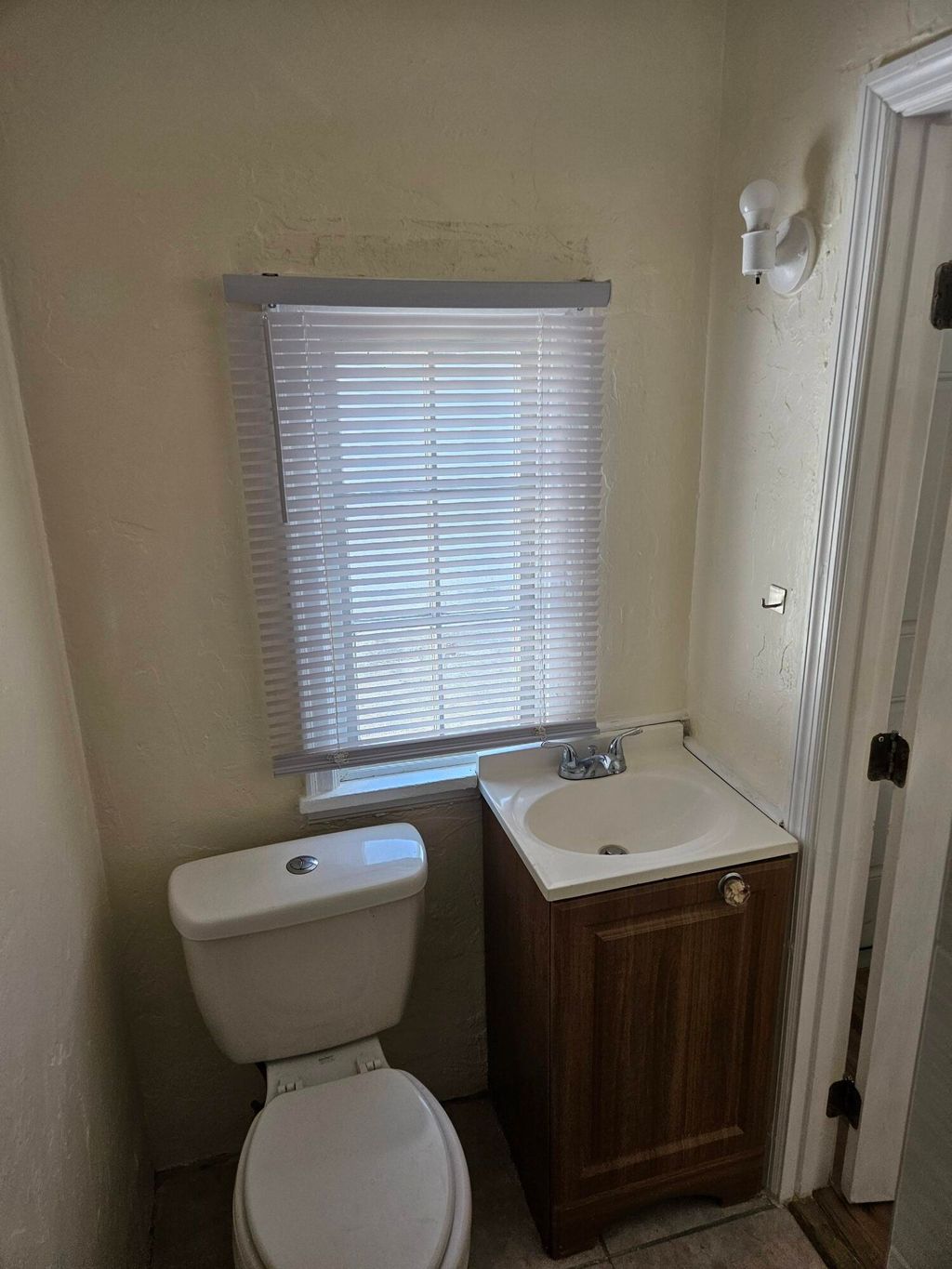 Photo of 115 E Palm Street E #117, Lantana, FL 33462 (MLS # B26030450)