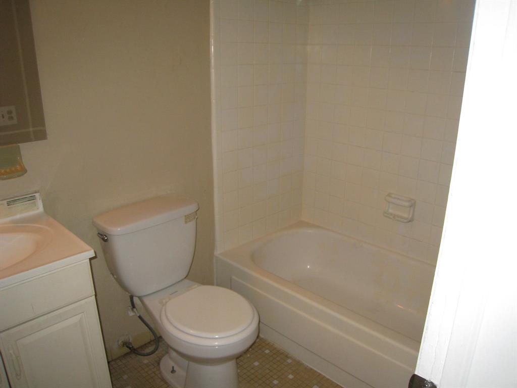 Julied Apartments - Residential Lease