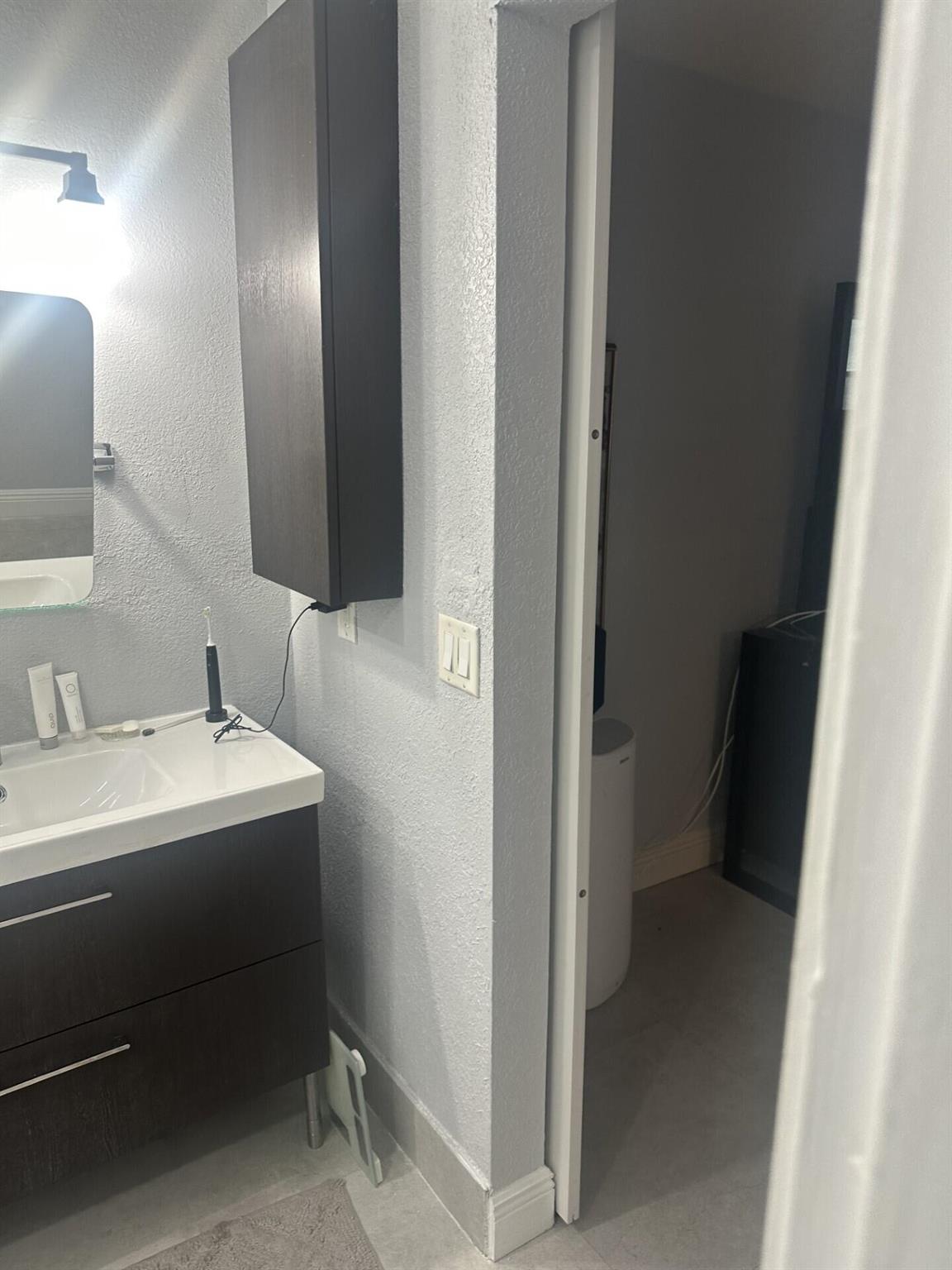 PORT DE MER - Residential Lease