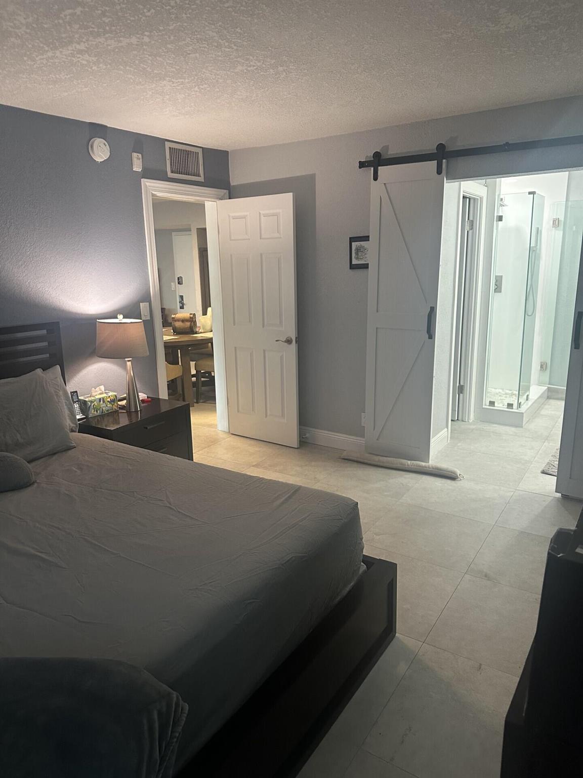 PORT DE MER - Residential Lease