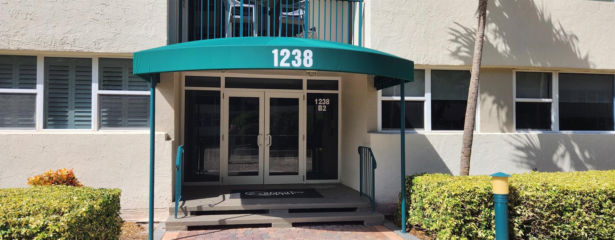 PORT DE MER - Residential Lease