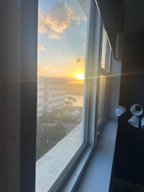 PORT DE MER - Residential Lease