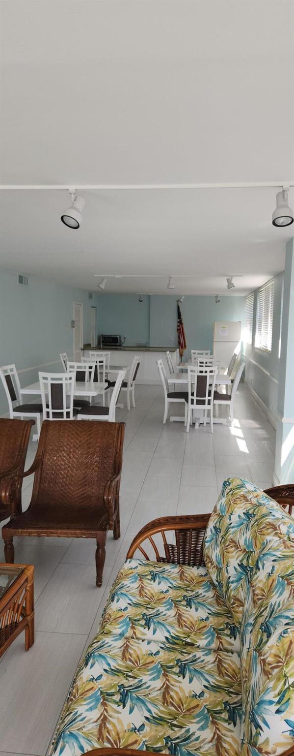 PORT DE MER - Residential Lease