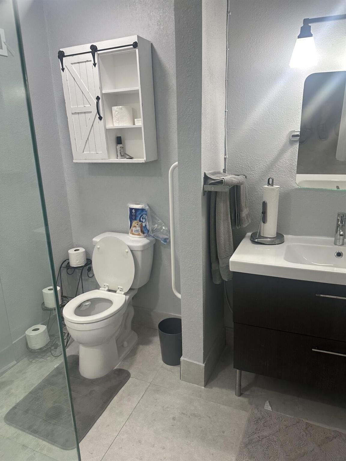 PORT DE MER - Residential Lease