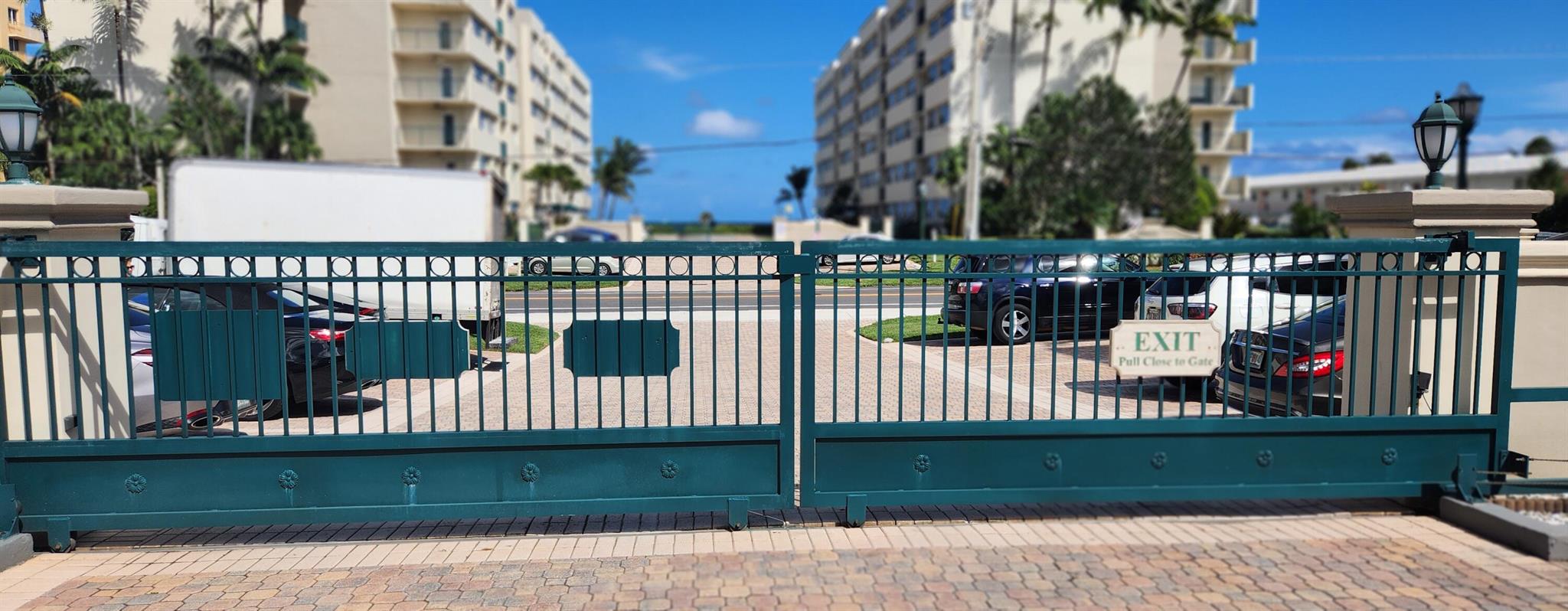 PORT DE MER - Residential Lease