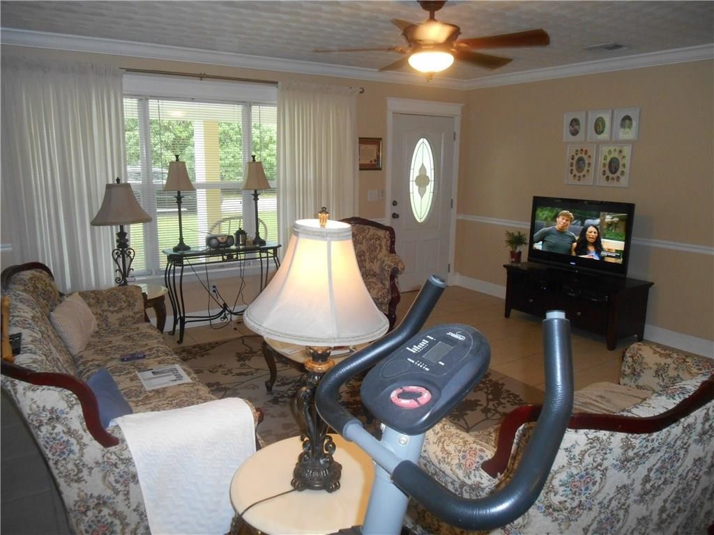 Cresthaven - Residential
