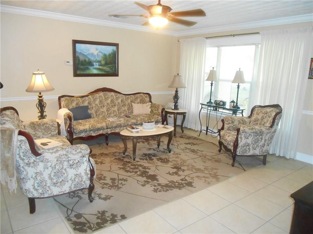 Cresthaven - Residential