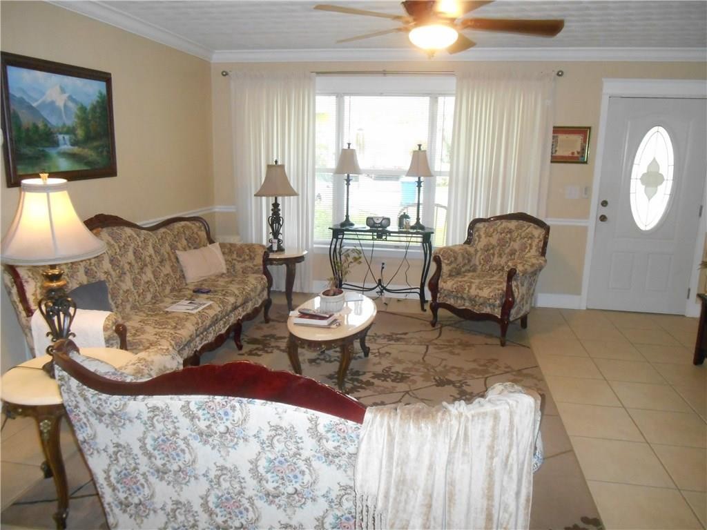 Cresthaven - Residential