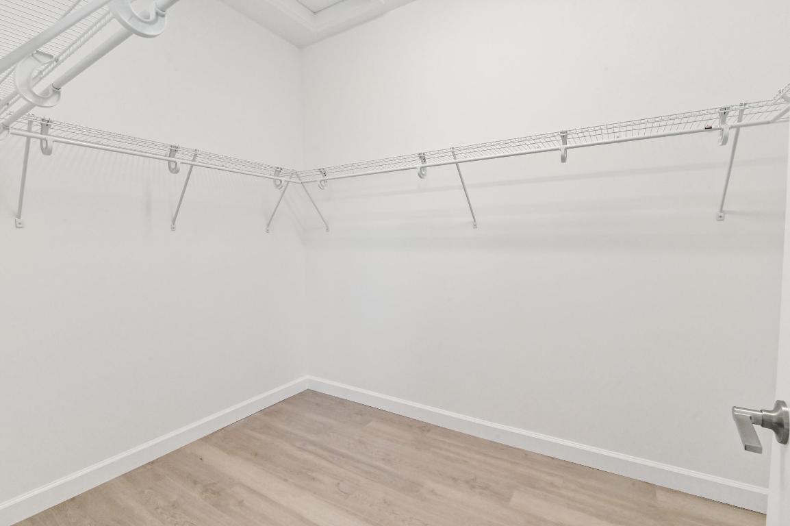 SYMPHONY PLACE - Residential