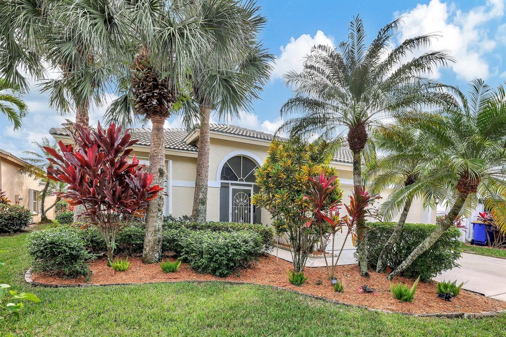 Photo of 4736 SE Mizner Place, Stuart, FL 34997 (MLS # R10954253)