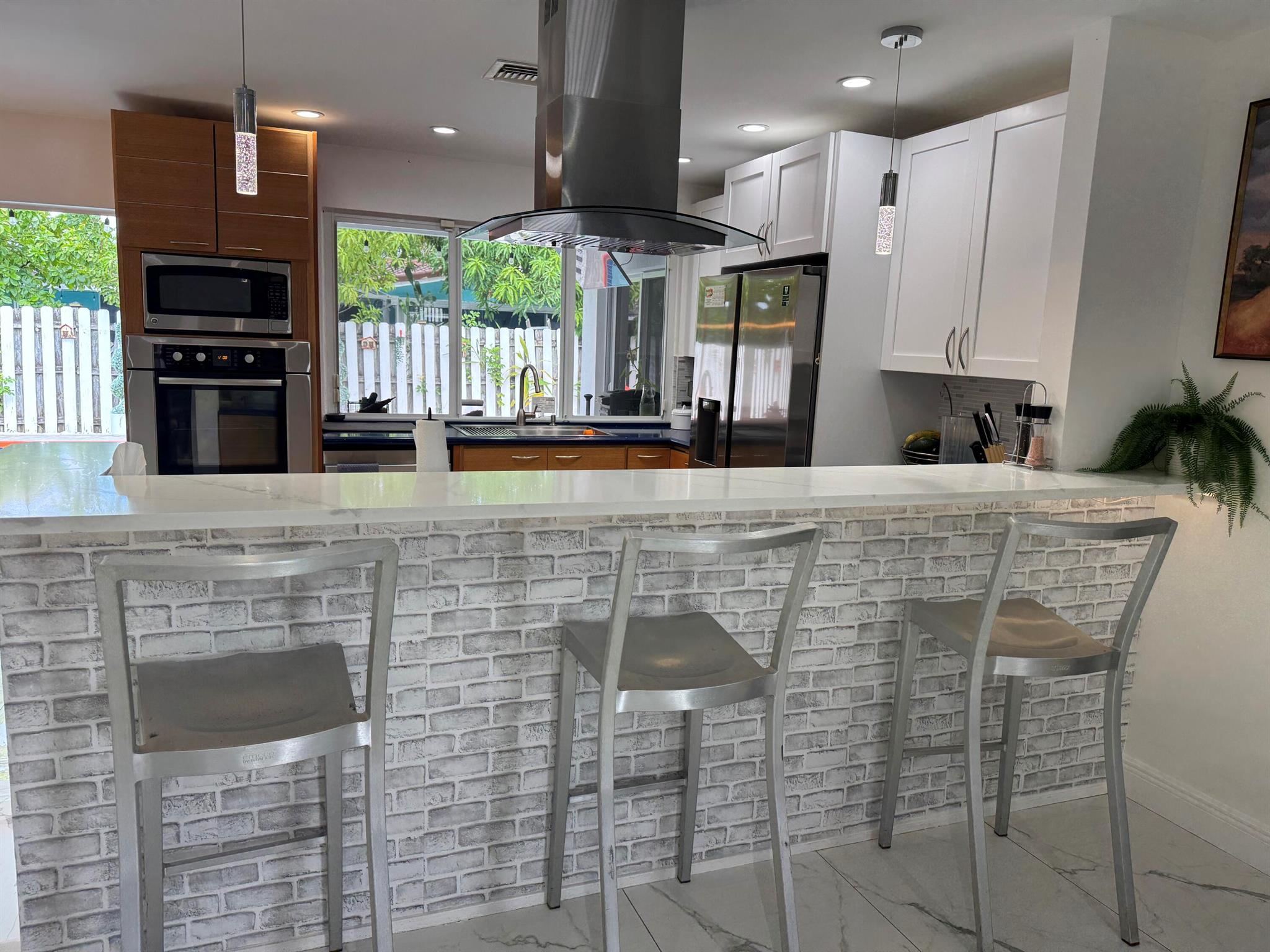 SUNRISE GOLF VILLAGE - Residential Lease