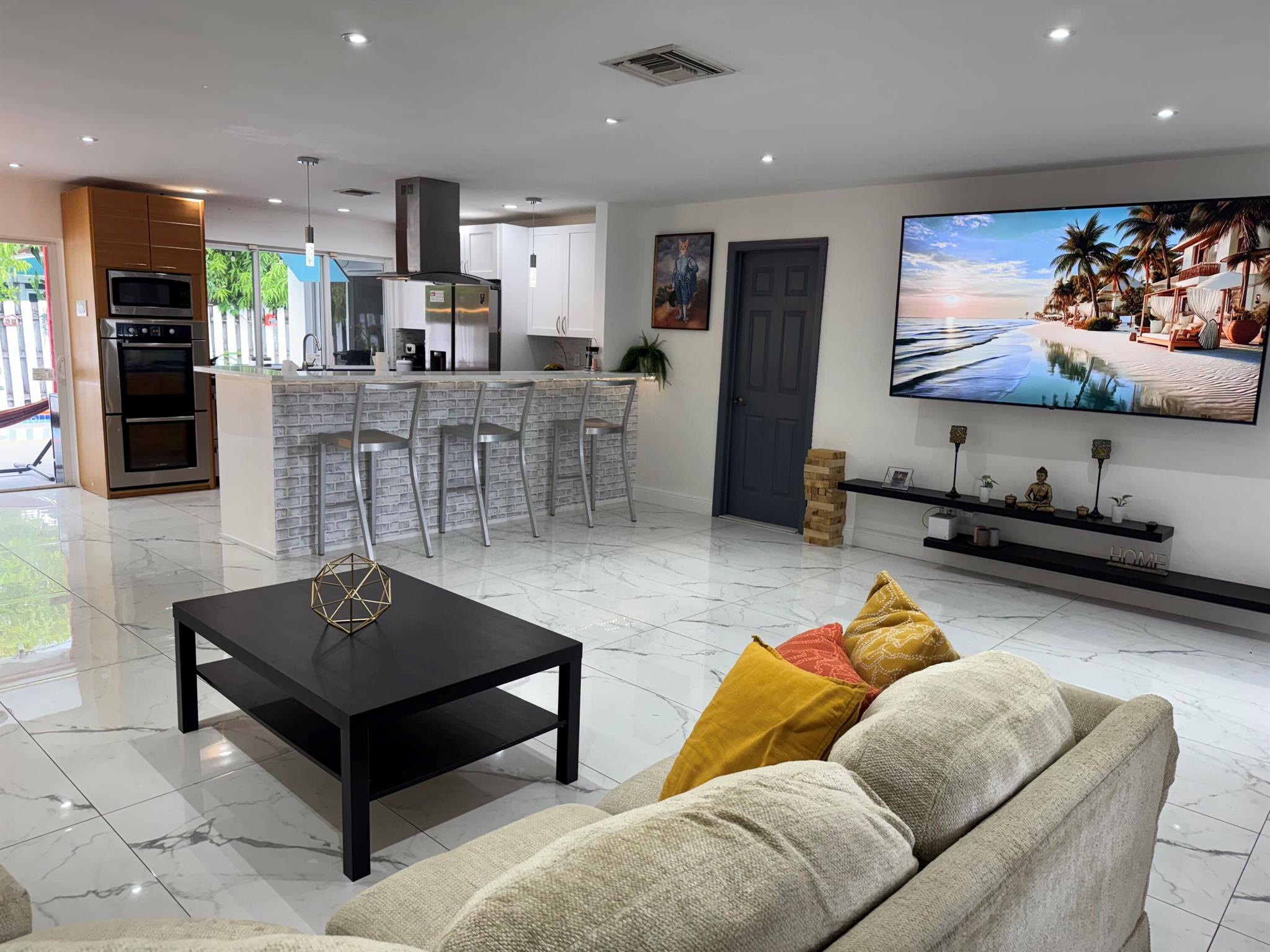 SUNRISE GOLF VILLAGE - Residential Lease