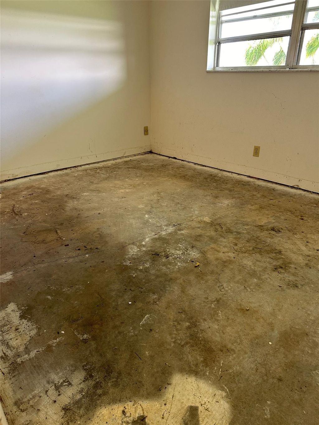 Photo of 100 SW Golfview Terrace #121, Boynton Beach, FL 33426 (MLS # F10451308)