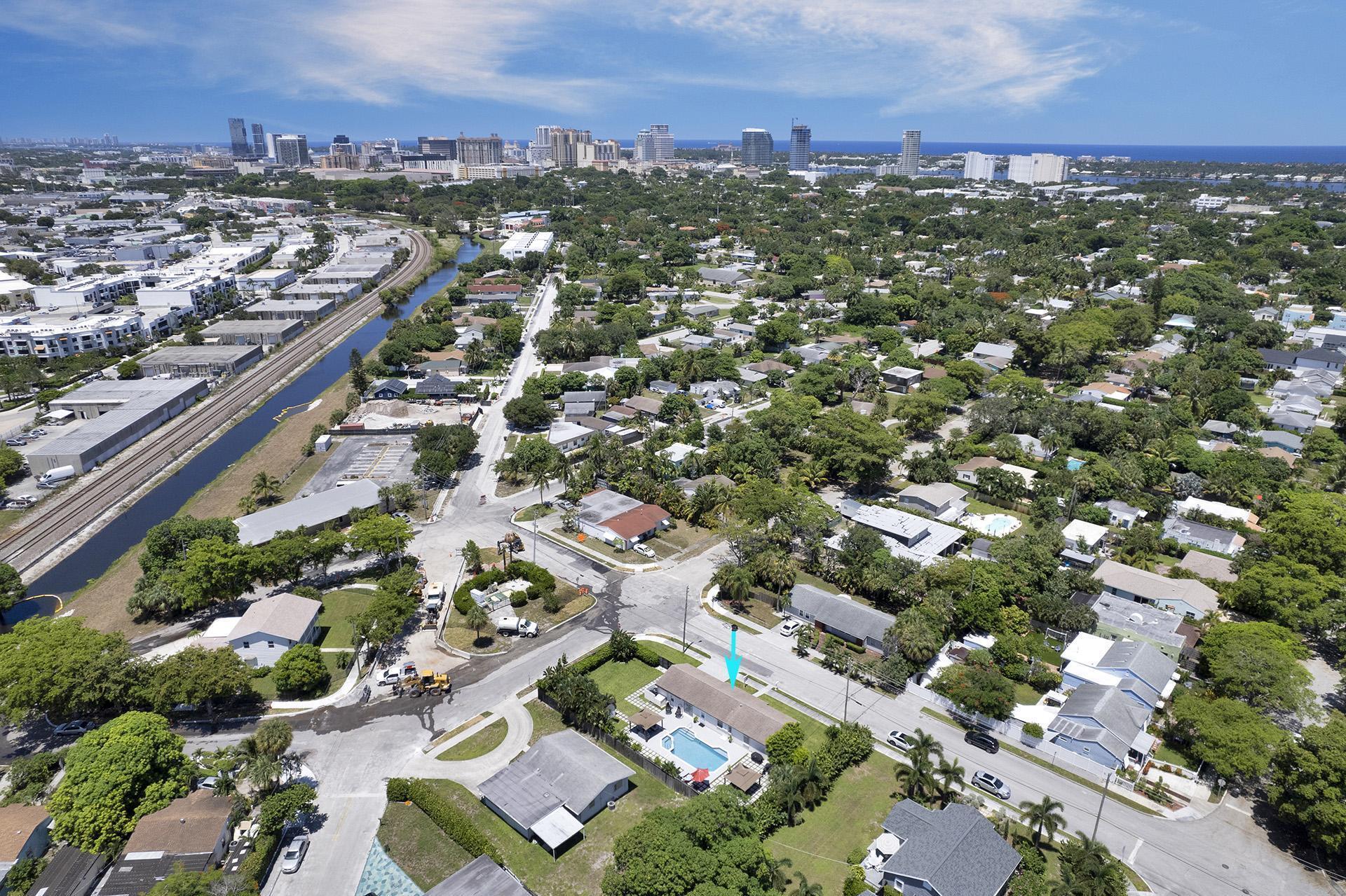 2301 Ridgeway Avenue