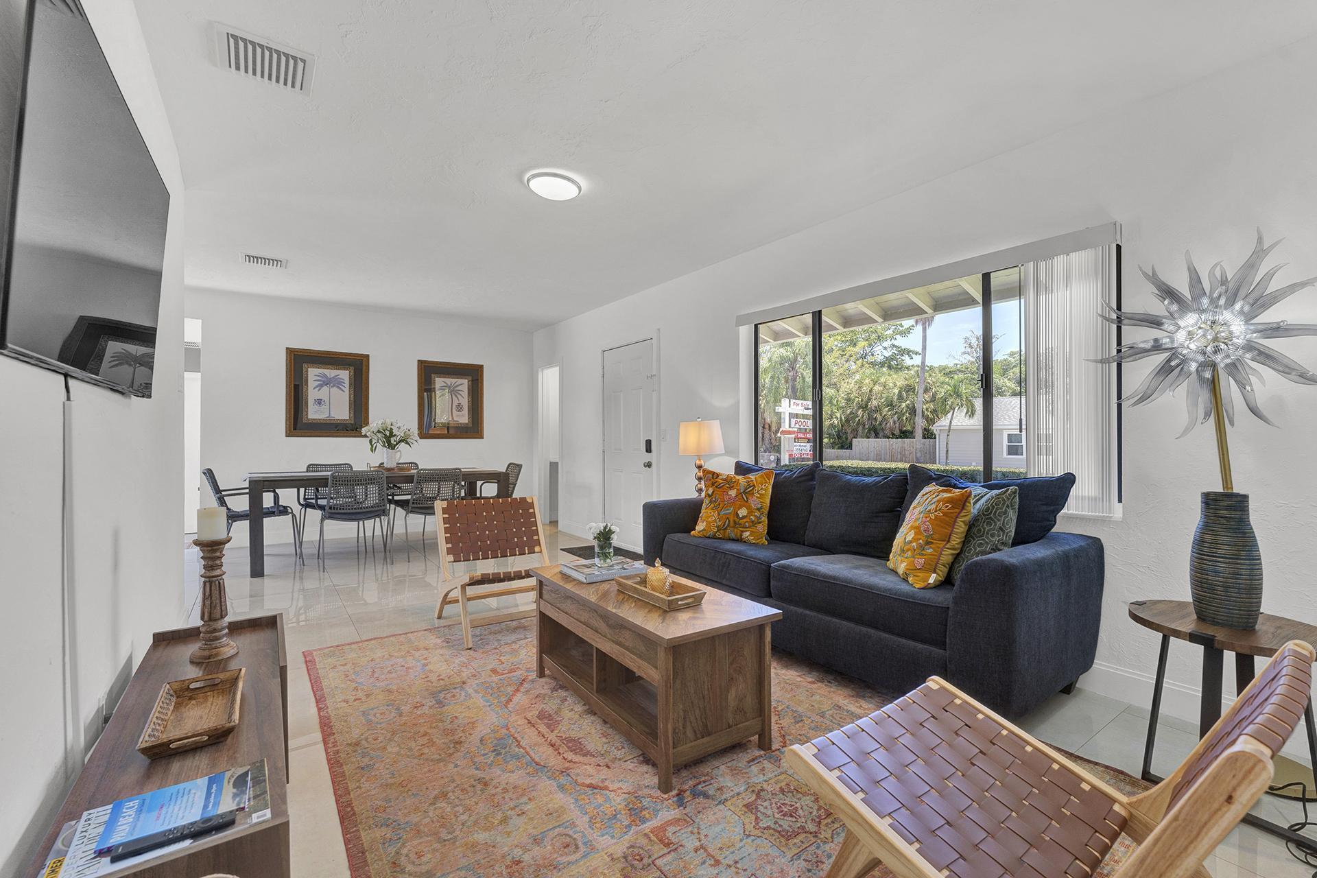 2301 Ridgeway Avenue