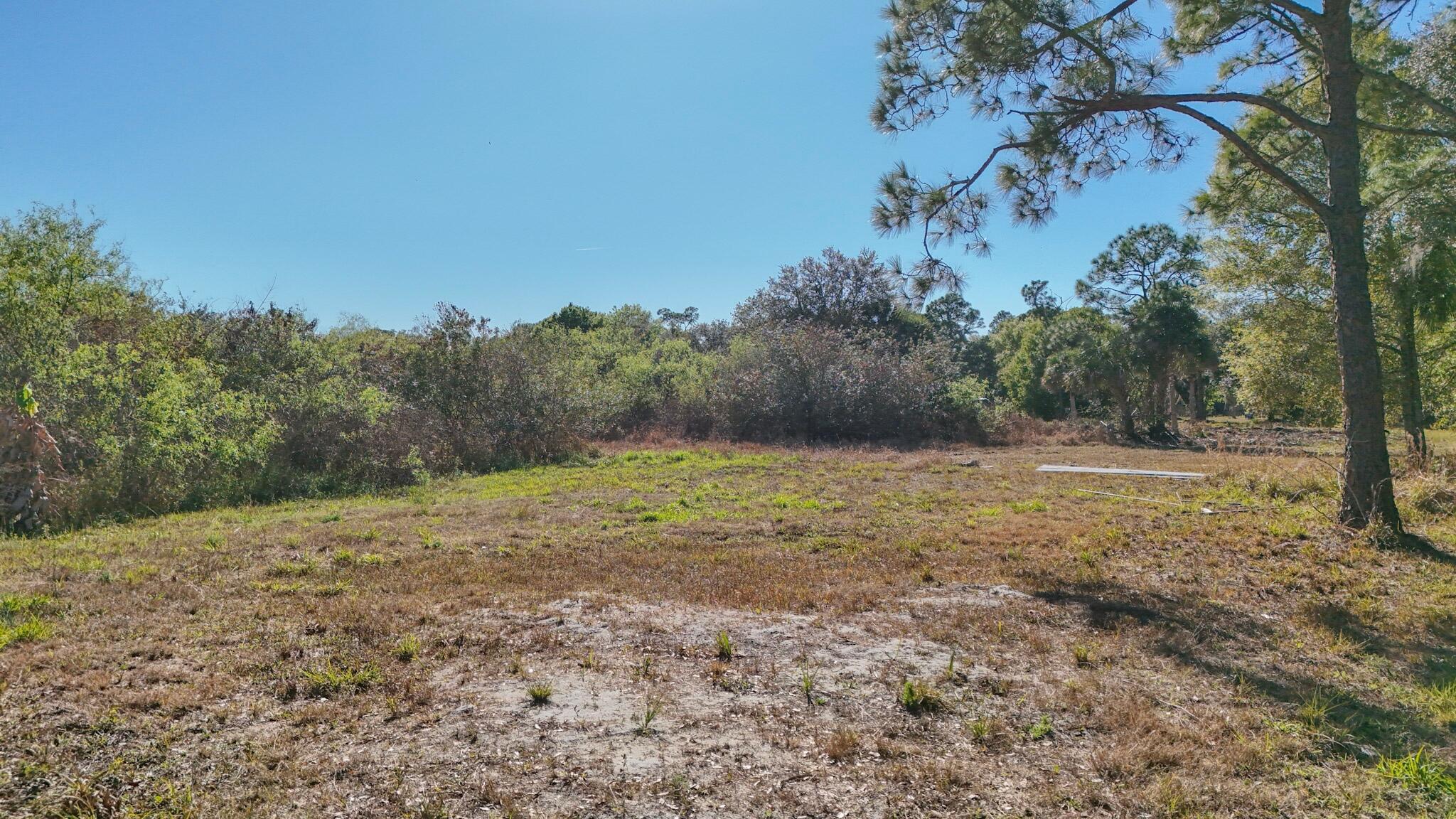 LADECA ACRES S/D UNREC SEC 29 - Land