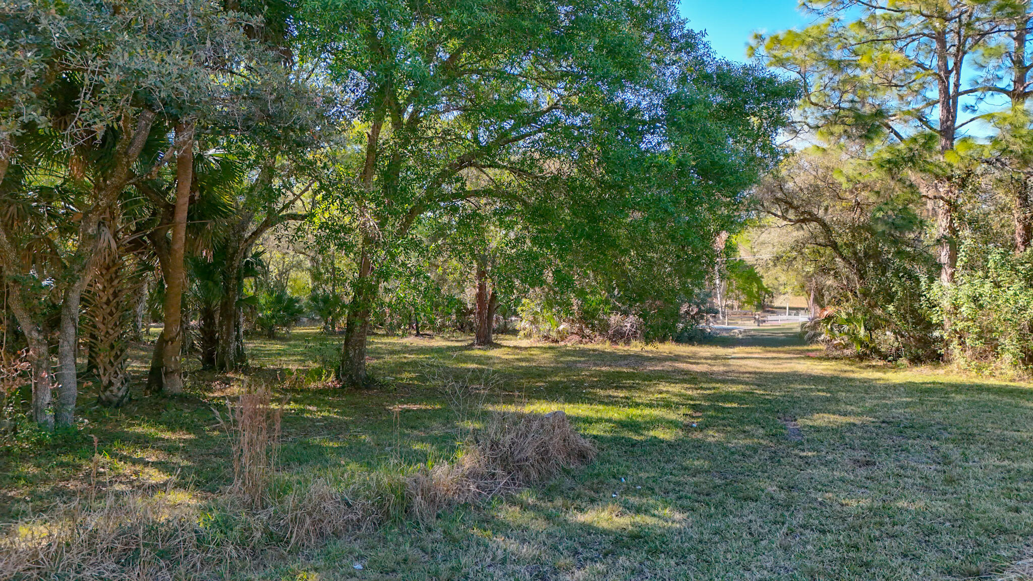 LADECA ACRES S/D UNREC SEC 29 - Land