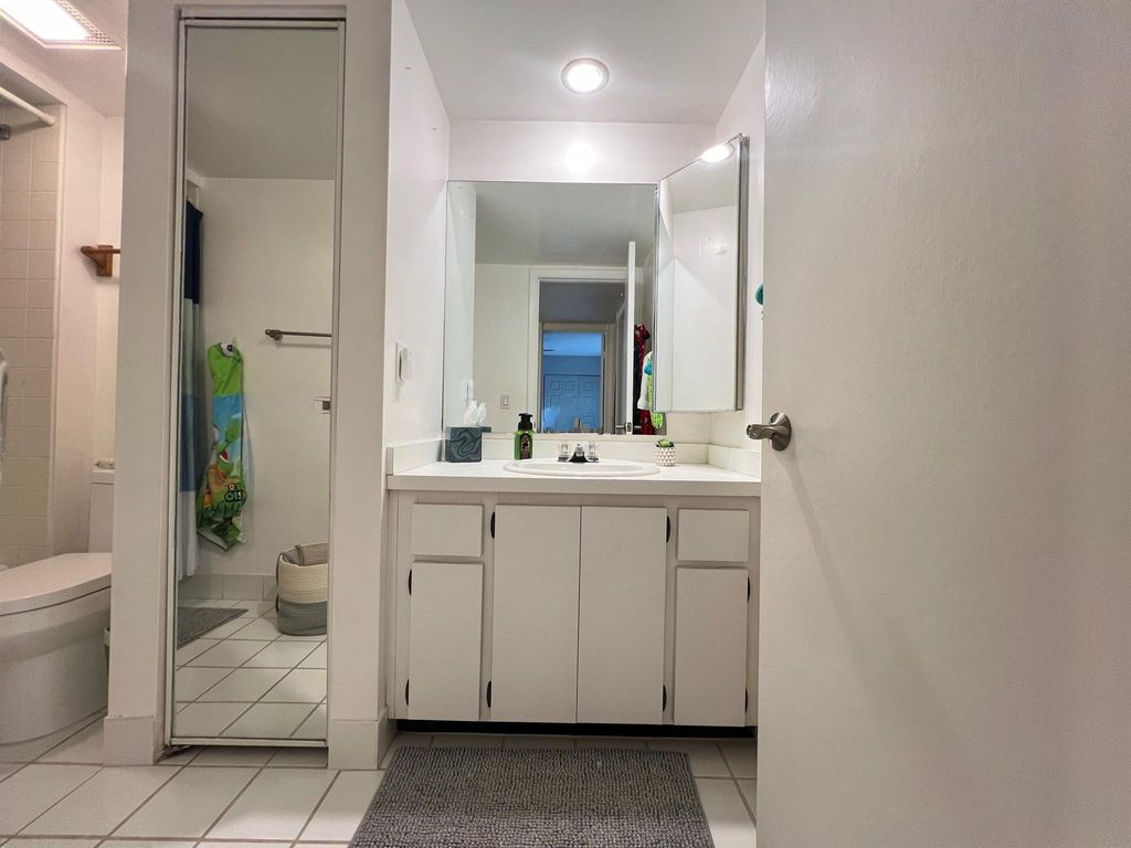 Photo of 815 8th Court, Palm Beach Gardens, FL 33410 (MLS # R10950828)