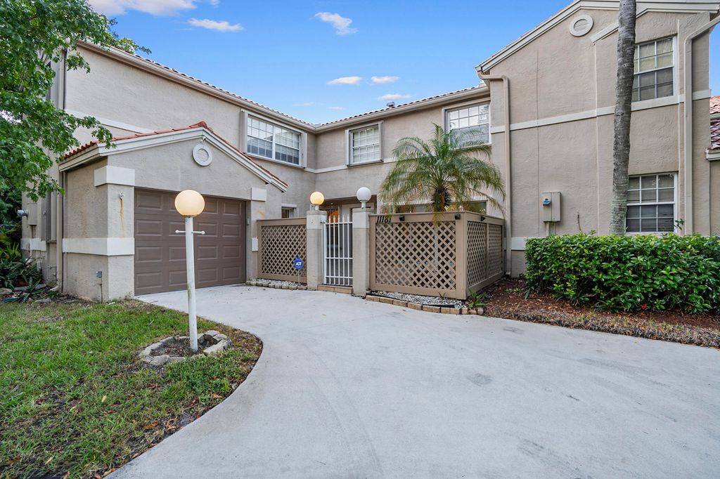Photo of 11181 Nautilus Drive, Cooper City, FL 33026 (MLS # R11138686)
