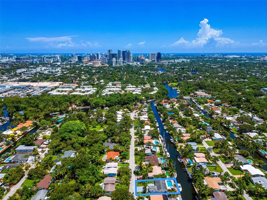 Photo of 1704 SW 4th Ct, Fort Lauderdale, FL 33312 (MLS # F10535352)