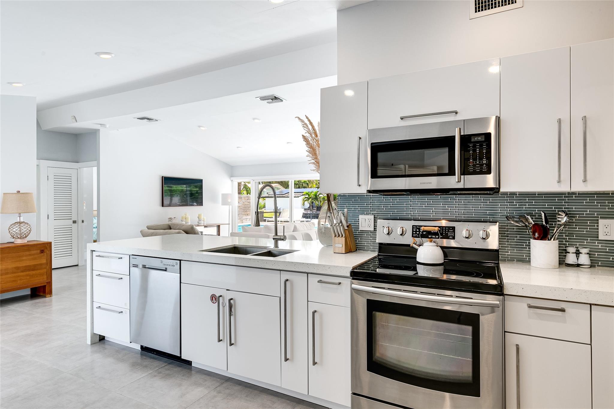 Gill Isles 44-13 B - Residential