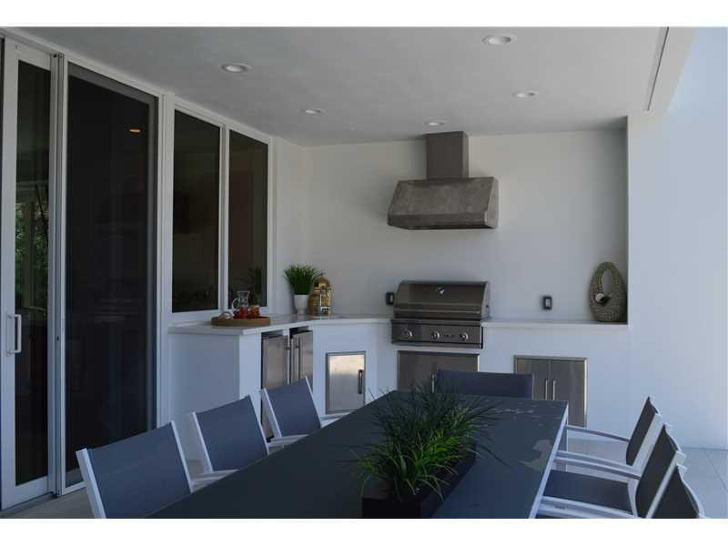 PELICAN ISLE - Residential