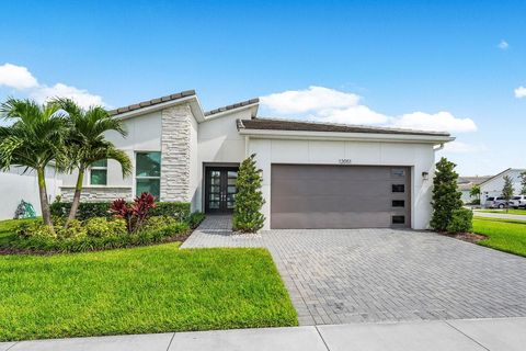 12051 SW Toulon St Port St Lucie FL 34987