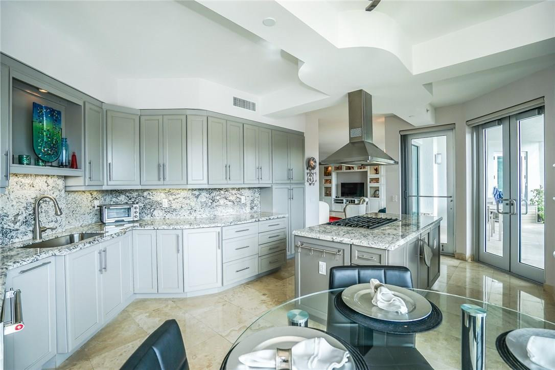 PLACE DES ARTS - Residential