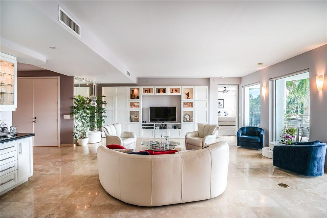 PLACE DES ARTS - Residential