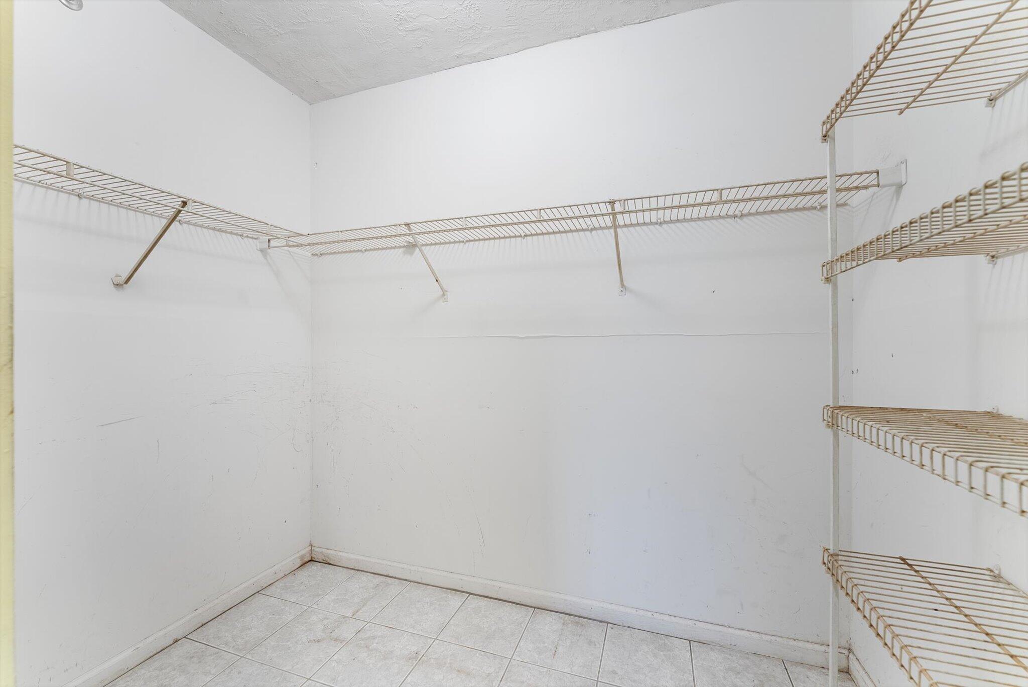 LAKES OF LA PAZ - Residential