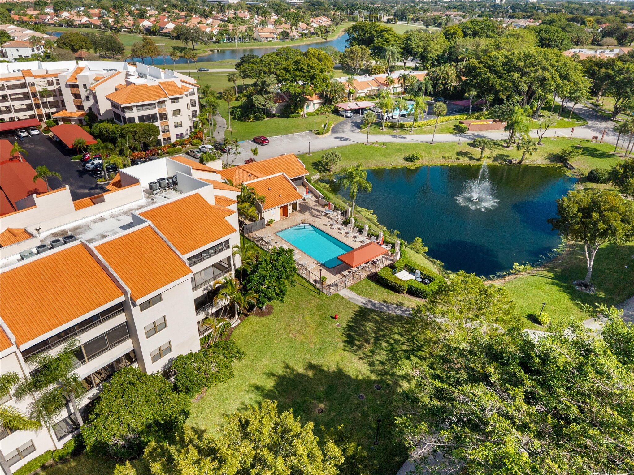 LAKES OF LA PAZ - Residential